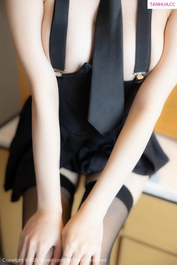   [XiuRen]高清写真图 2023.06.09 No.6892 幼幼 黑丝美腿第38张图片